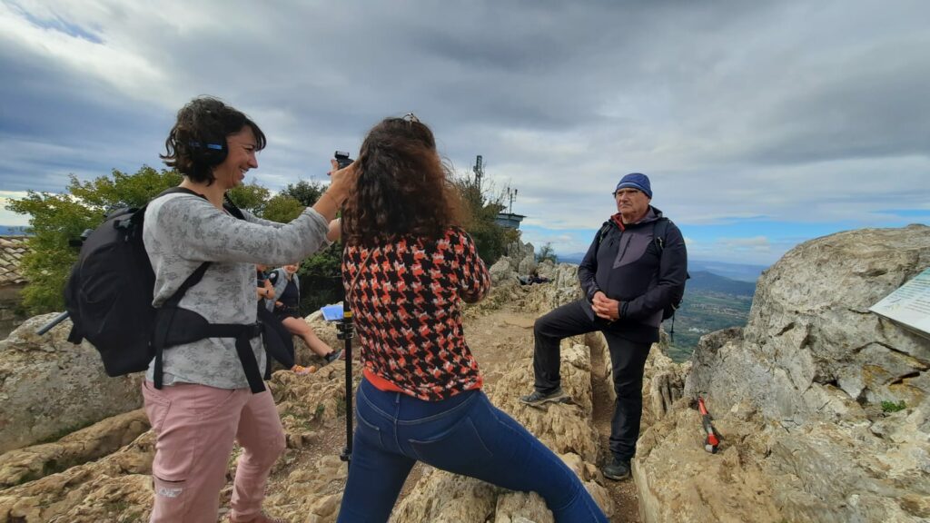 Interview au Pic St Loup pendant la randonnée