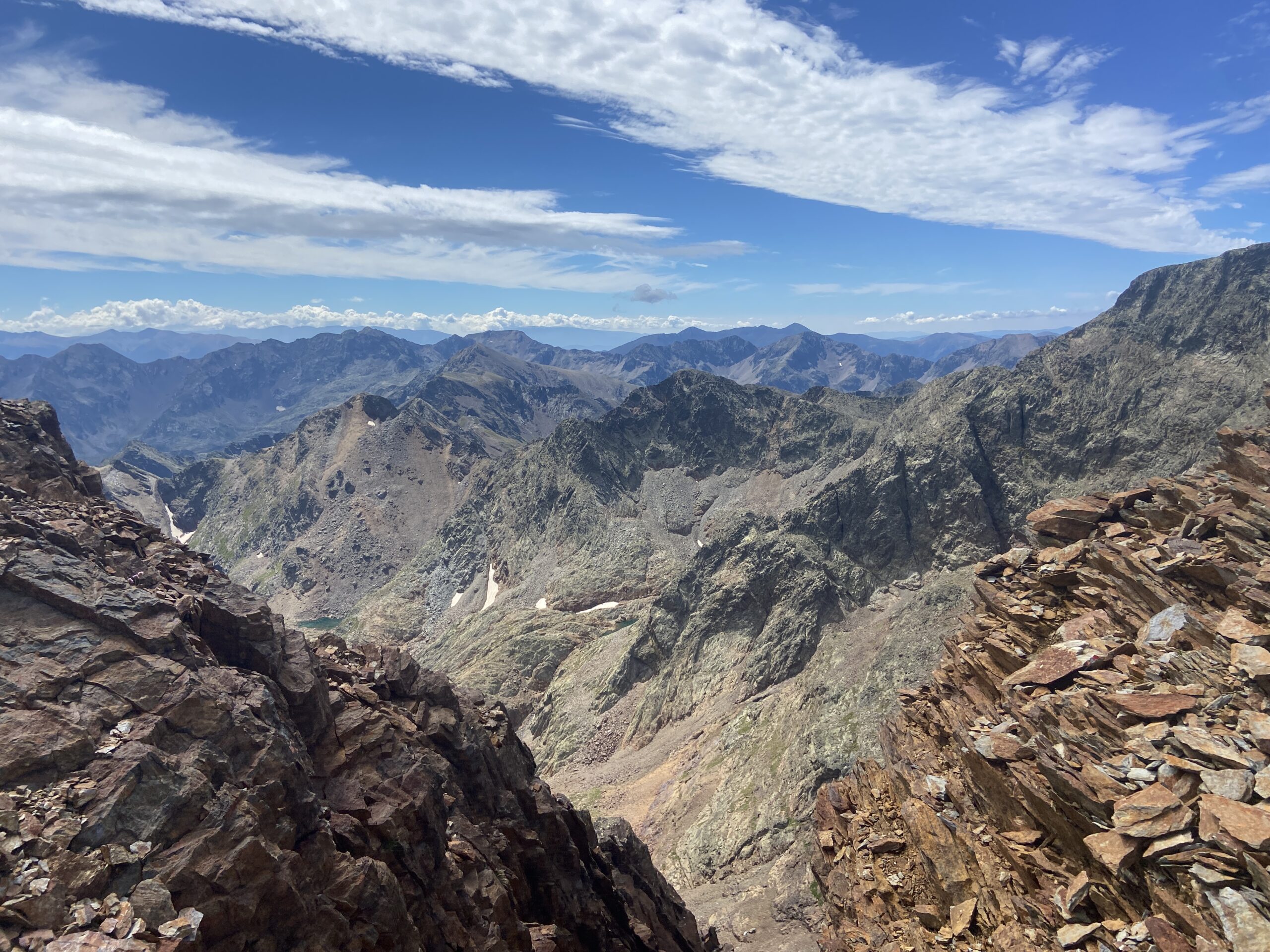 Premier 3000m dans les Pyrénées : Trek 100% Féminin – Image 4